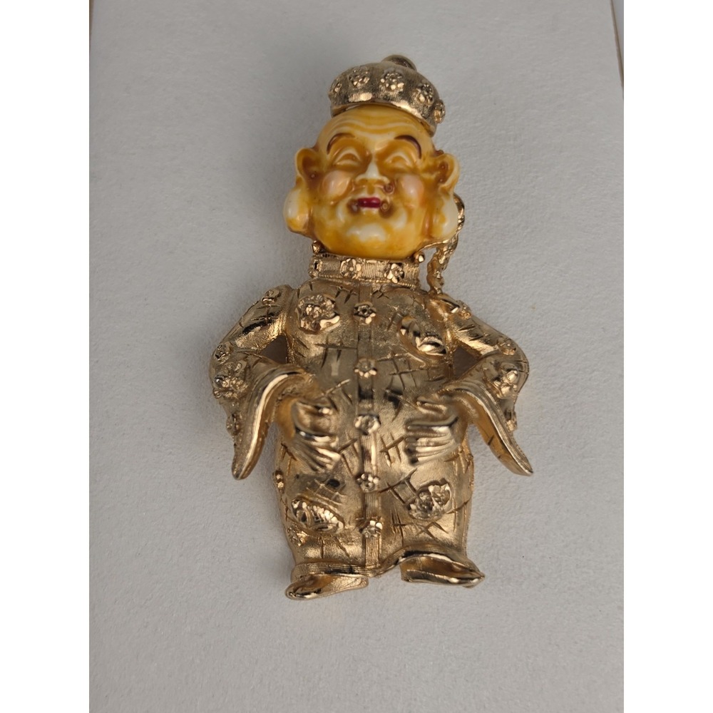 Napier Dynasty Collection Figural Gold Tone Man Pendant Lucite Face Vintage 70s